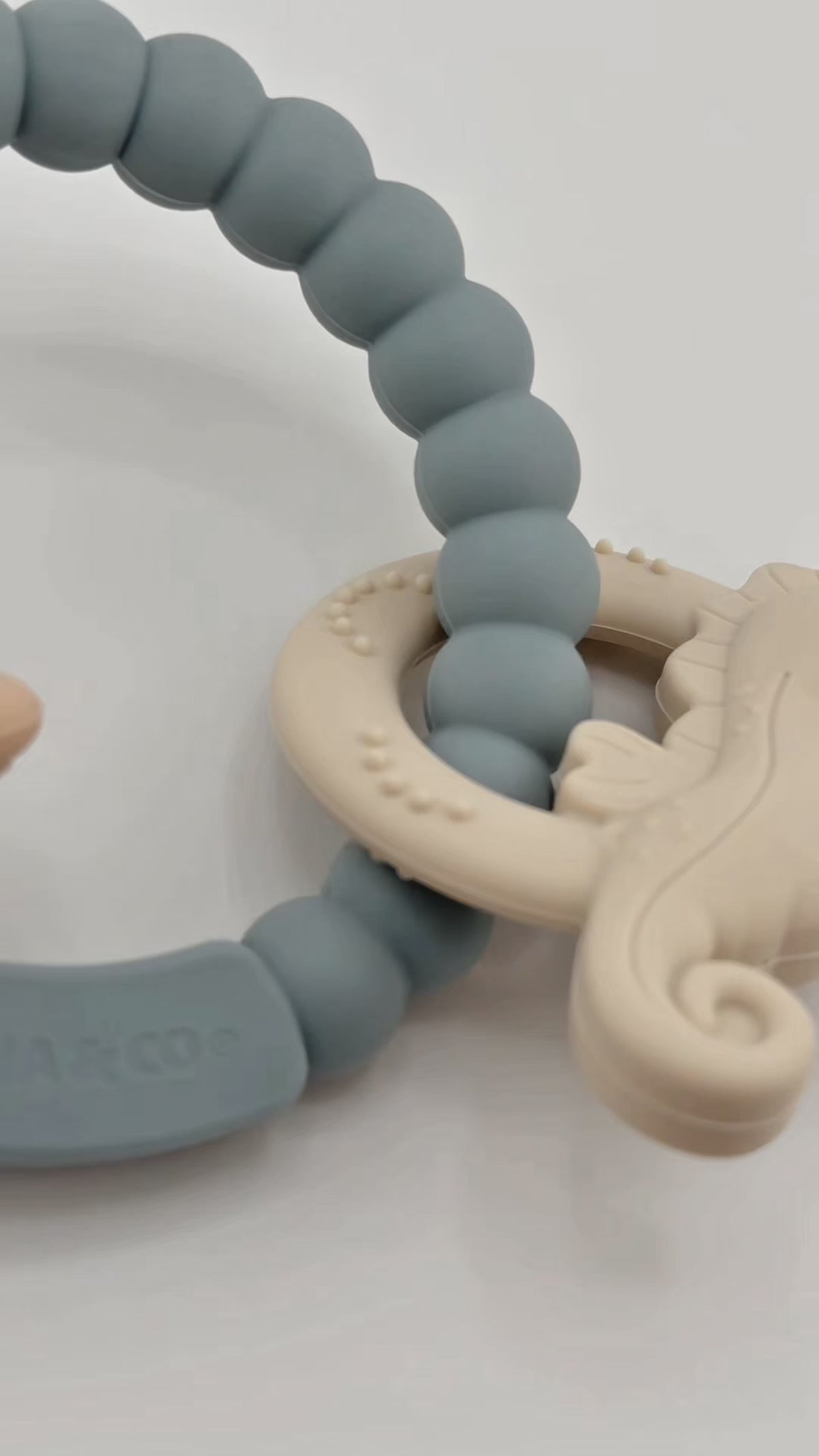 Bio-Silikon-Beißring für Babys (+3M) zur Zahnfleischberuhigung - Nenina & Co